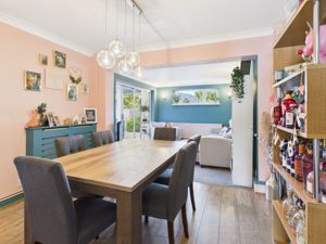 Dining/family room - click for photo gallery